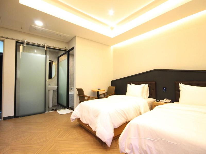 Amare Hotel image