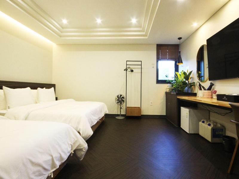 Amare Hotel image