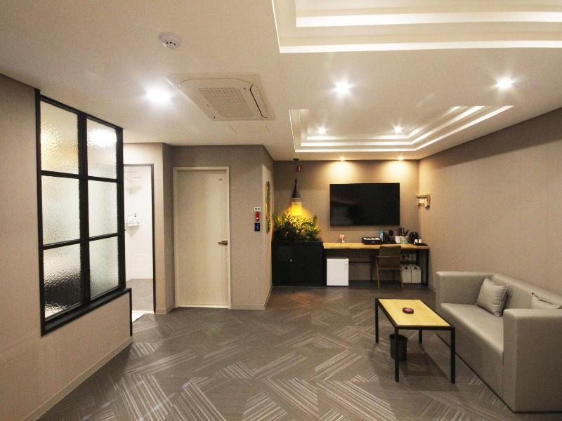 Amare Hotel image