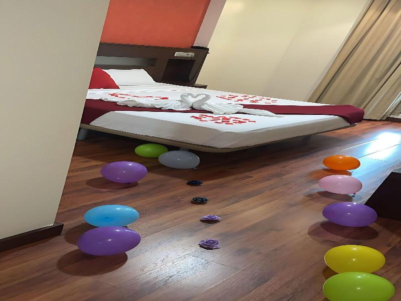 Hotel La Cantuena image