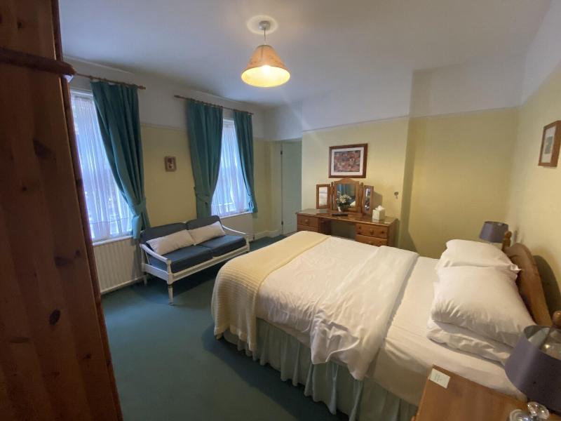 Pickwicks Guest House image