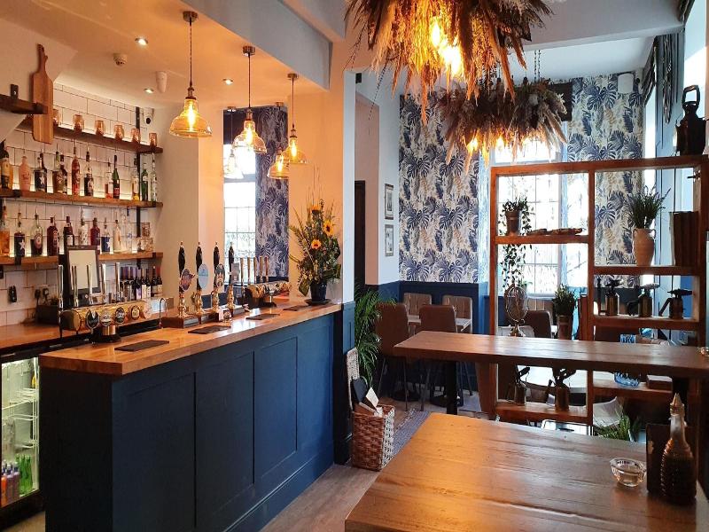 The Ring Pub Bed And Breakfast image