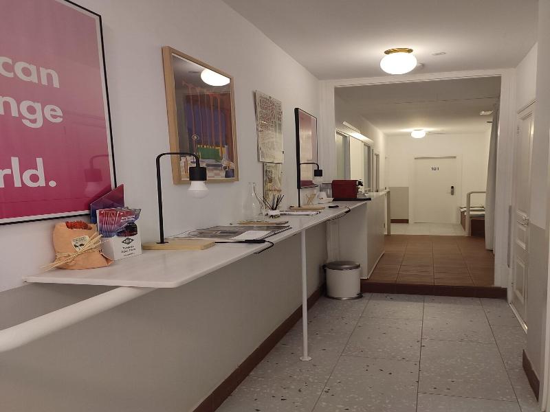 Hostal Hera image