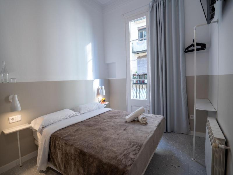 Hostal Hera image