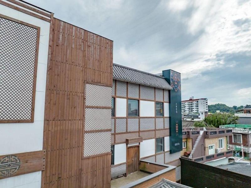 Hotelarrive Jeonju Sihwayeonpung image