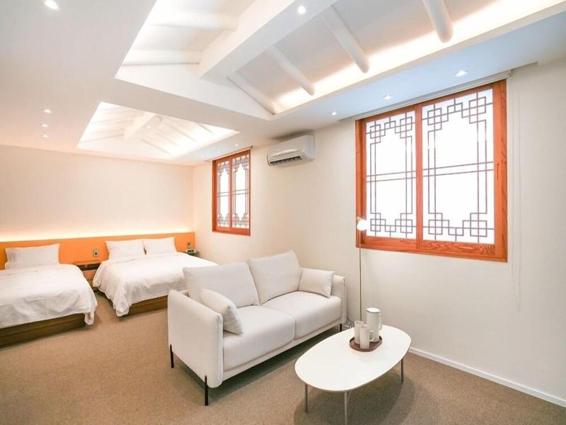 Hotelarrive Jeonju Sihwayeonpung image