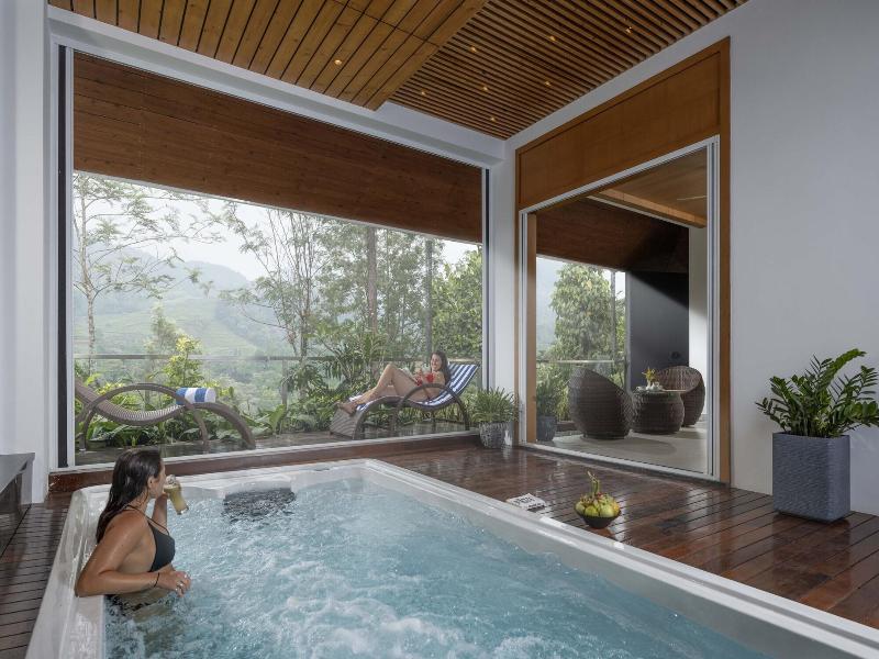The Grand Cliff Resort Munnar image