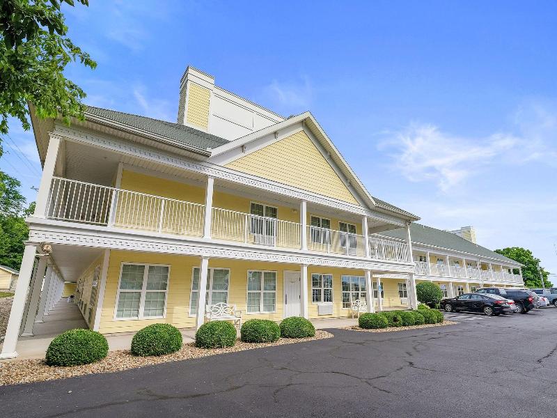 Kelleys Island Venture Resort image