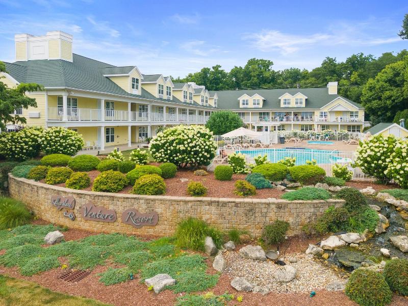 Kelleys Island Venture Resort image