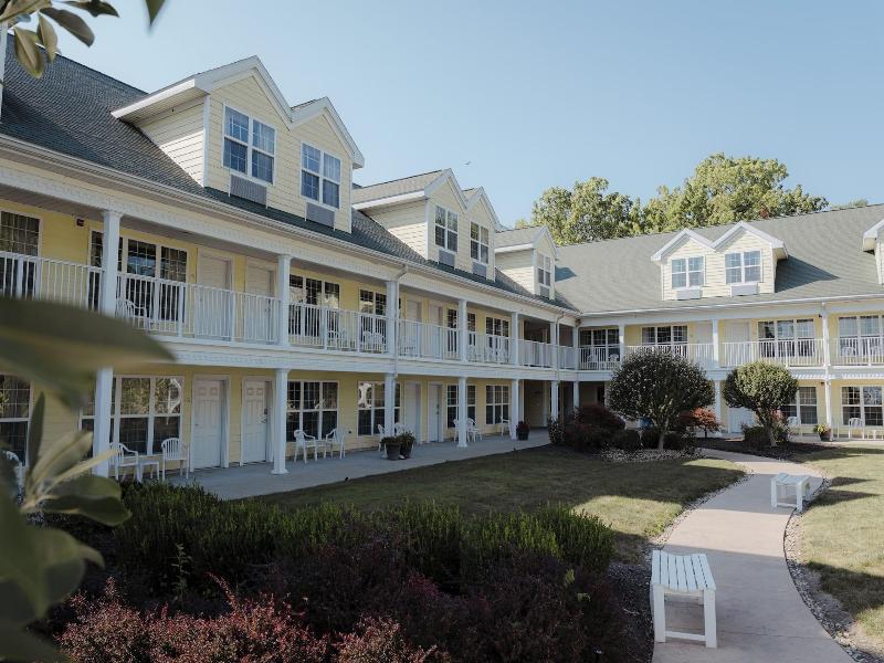 Kelleys Island Venture Resort image