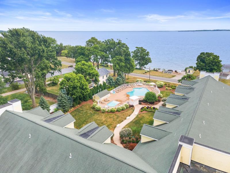 Kelleys Island Venture Resort image