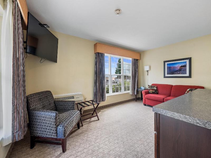 Kelleys Island Venture Resort image