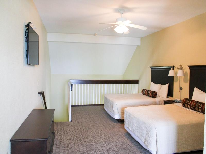 Kelleys Island Venture Resort image
