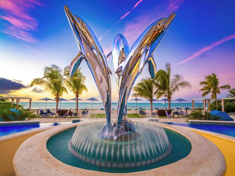 Beachfront At Windsong On The Reef image