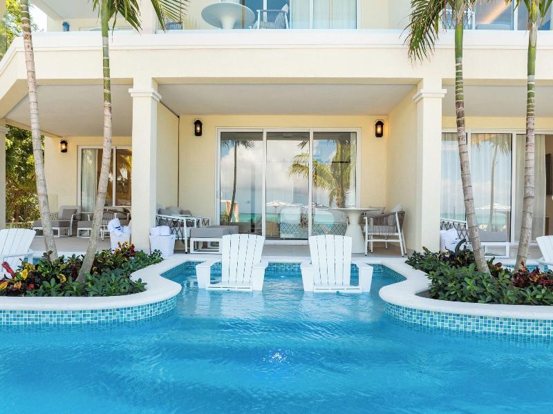 Beachfront At Windsong On The Reef image