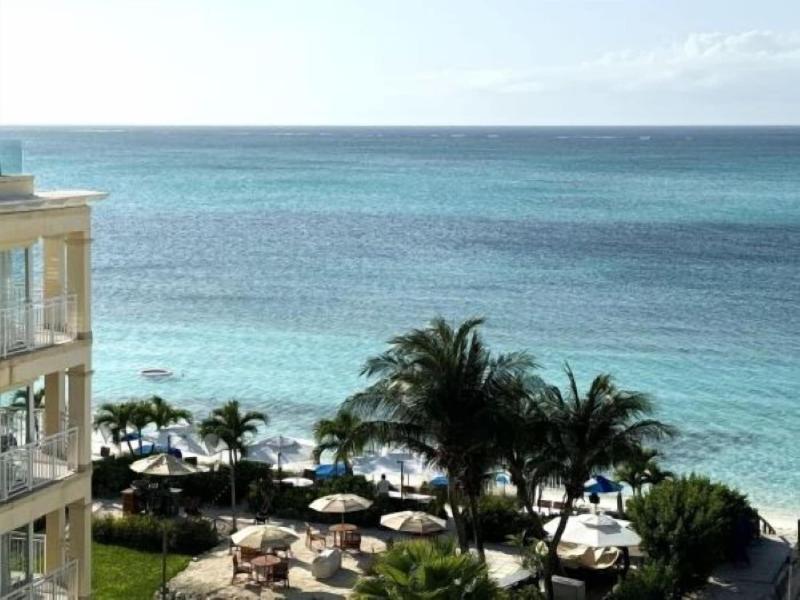 Beachfront At Windsong On The Reef image