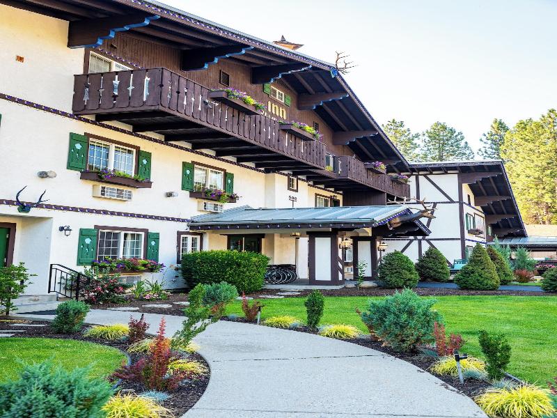 Blue Elk Inn