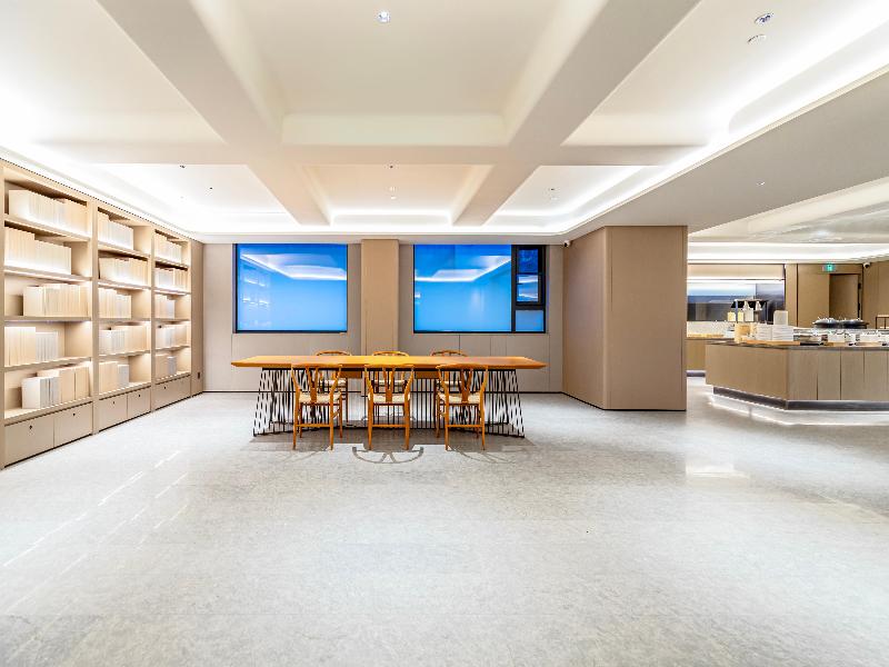 JI Hotel (Xi’an Xiaozhai Metro Station)