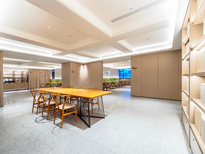 JI Hotel (Xi’an Xiaozhai Metro Station)