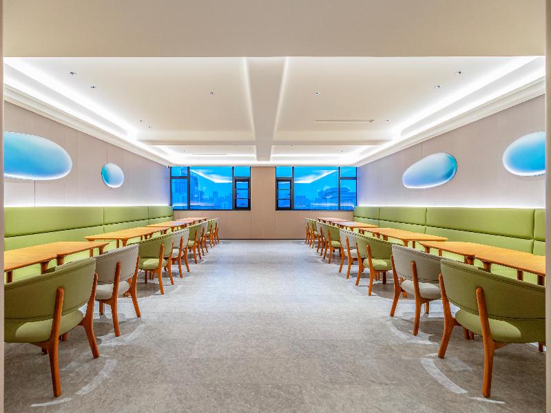 JI Hotel (Xi’an Xiaozhai Metro Station)
