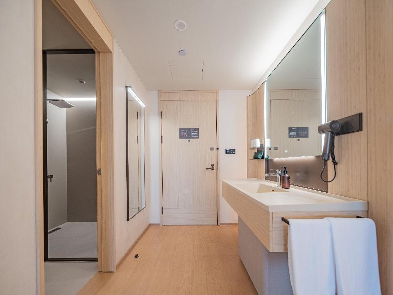 Business Twin Room