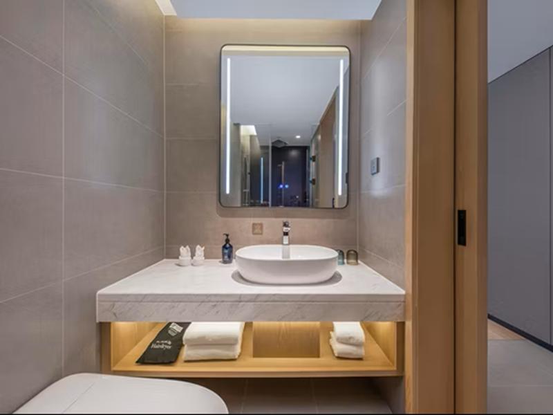 Holiday Inn Express Beijing Haidian Suzhouqiao image
