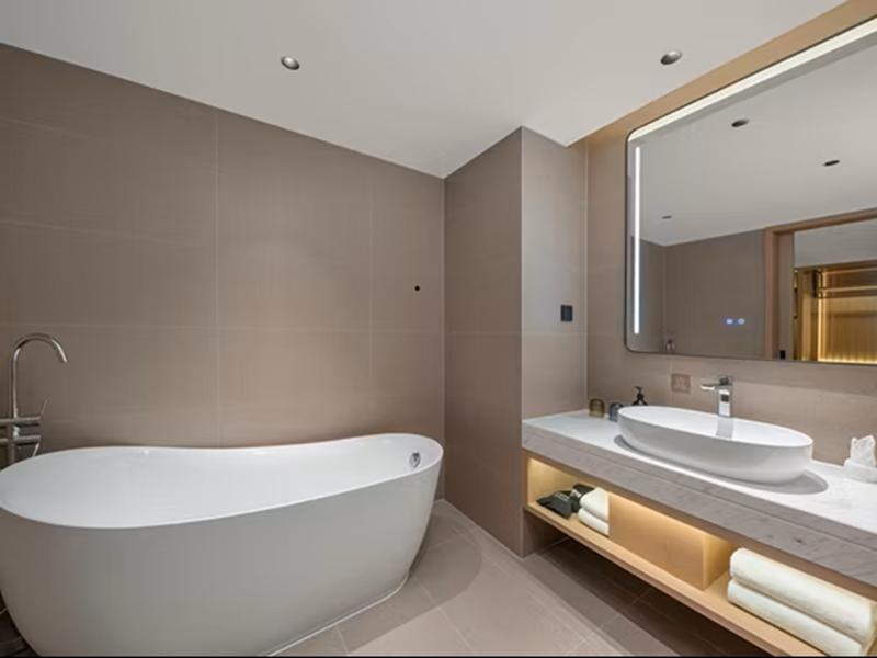 Holiday Inn Express Beijing Haidian Suzhouqiao image
