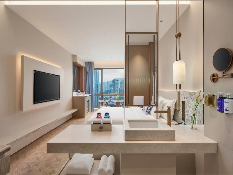 Voco Fuzhou Jinhui  by IHG image