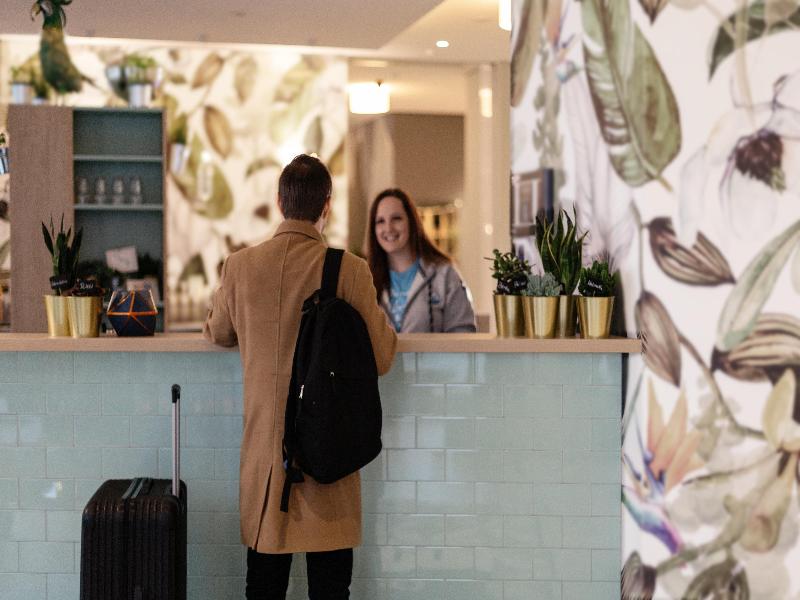 Holiday Inn - the niu Clink Hamburg Barmbek by IHG image