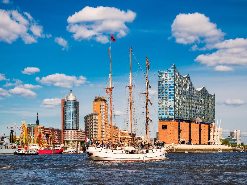 Holiday Inn - the niu Clink Hamburg Barmbek by IHG image