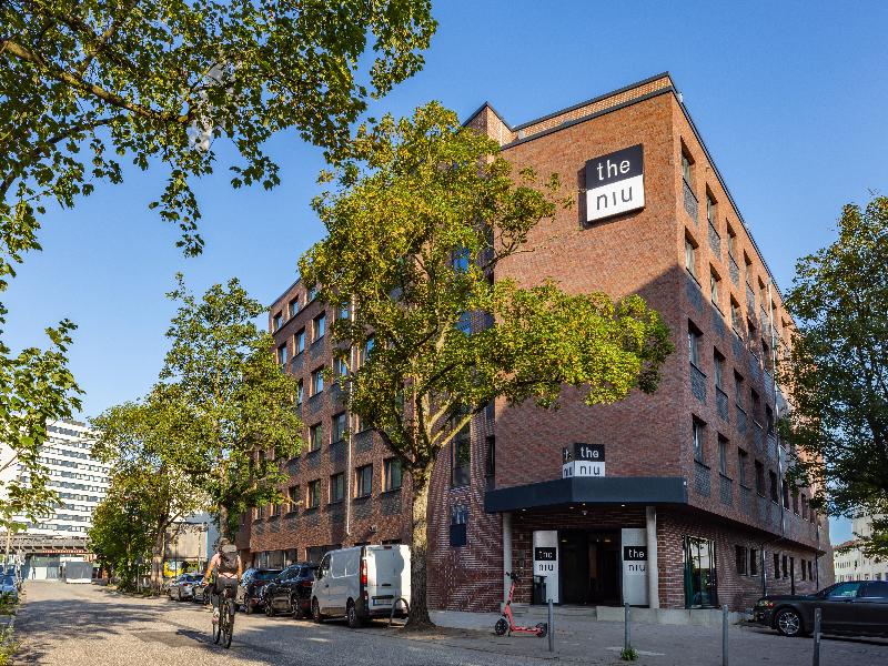 Holiday Inn - the niu Clink Hamburg Barmbek by IHG image