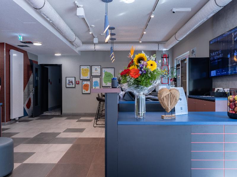 Holiday Inn - the niu Clink Hamburg Barmbek by IHG image