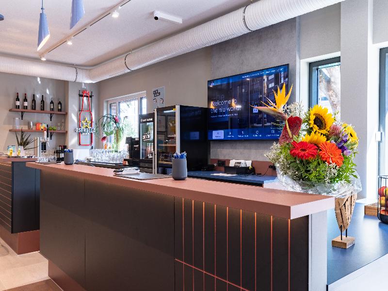 Holiday Inn - the niu Clink Hamburg Barmbek by IHG image