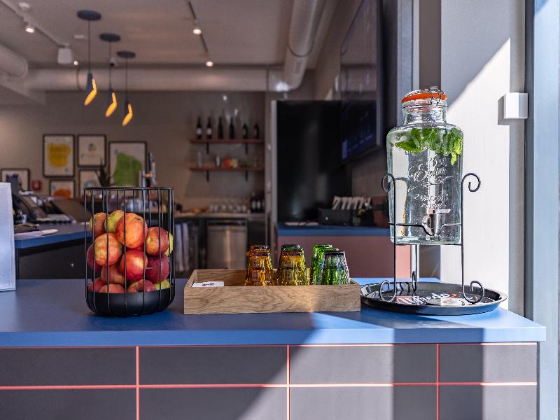 Holiday Inn - the niu Clink Hamburg Barmbek by IHG image