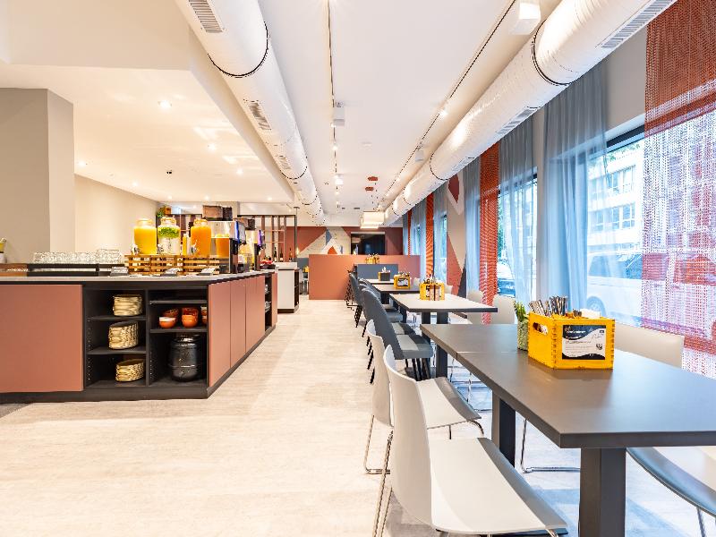 Holiday Inn - the niu Clink Hamburg Barmbek by IHG image