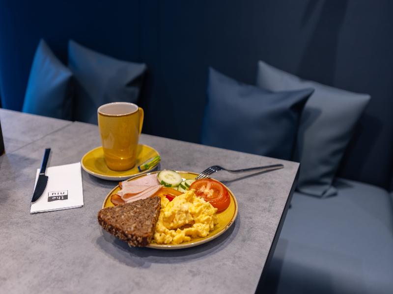 Holiday Inn - the niu Clink Hamburg Barmbek by IHG image
