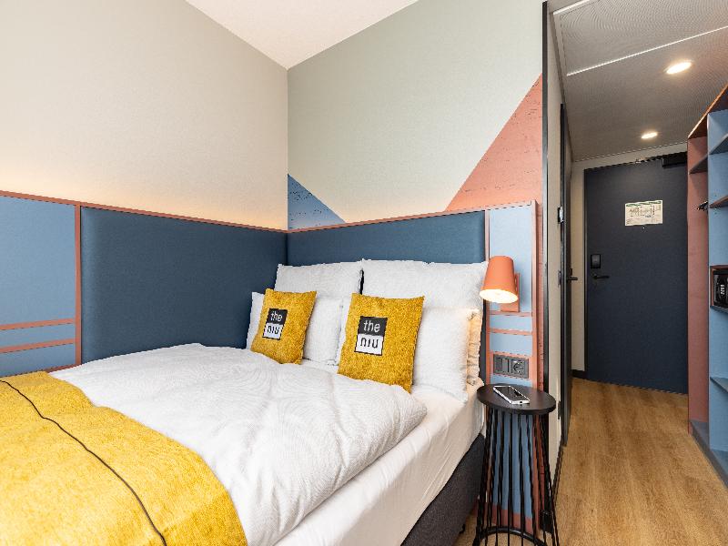 Holiday Inn - the niu Clink Hamburg Barmbek by IHG image