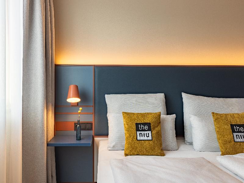 Holiday Inn - the niu Clink Hamburg Barmbek by IHG image