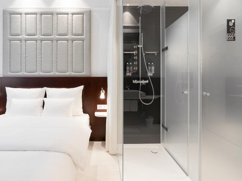Ruby Lilou Hotel Marseille by IHG image