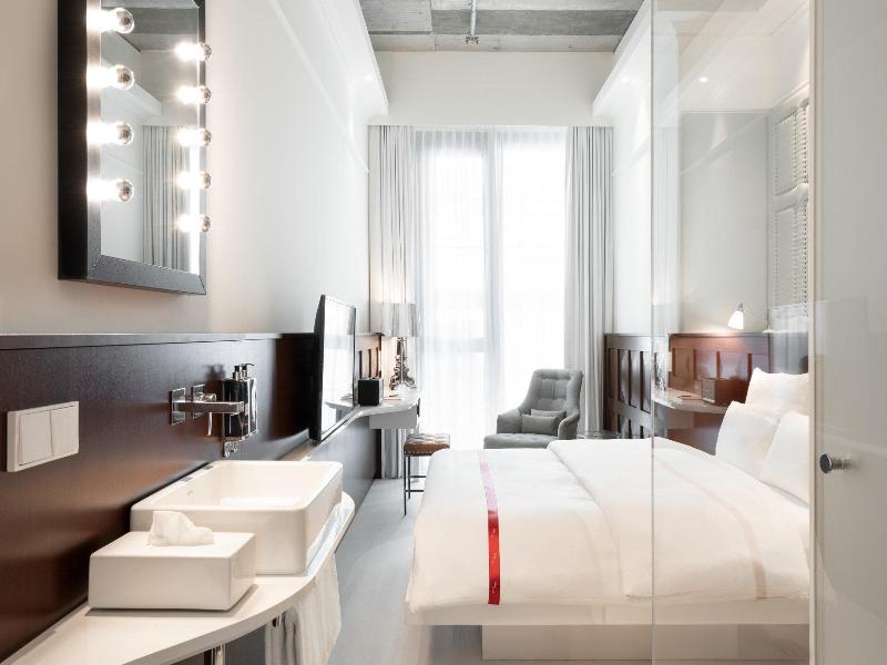 Ruby Lilou Hotel Marseille by IHG image