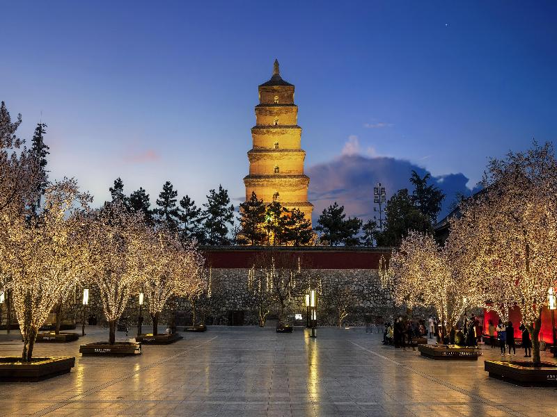 Meilun Hotel (Xi’an North Railway Station)