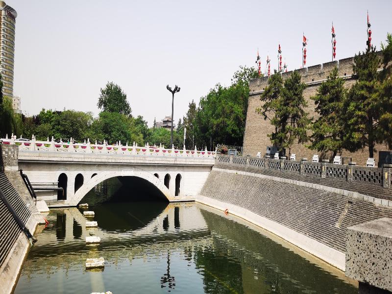 Meilun Hotel (Xi’an North Railway Station)