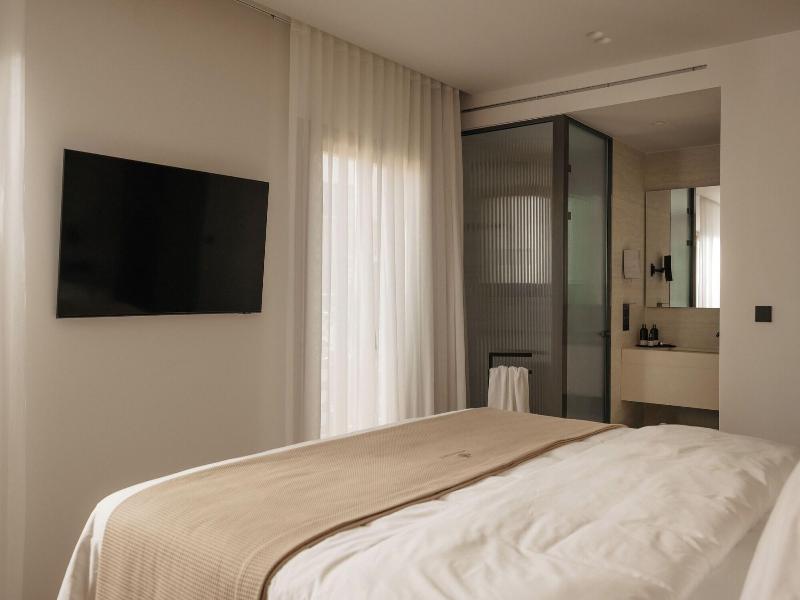 Laguna Coast Resort image
