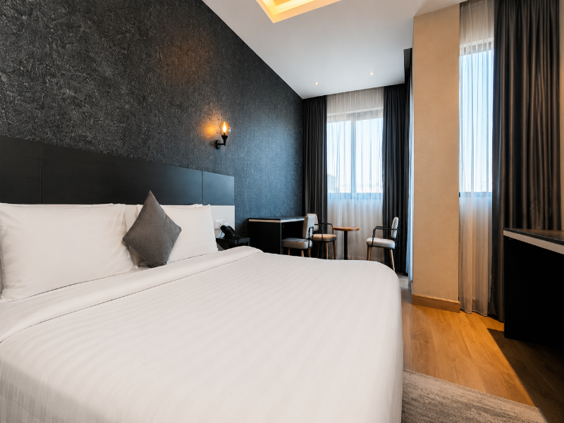 Shitaye Suite Hotel image