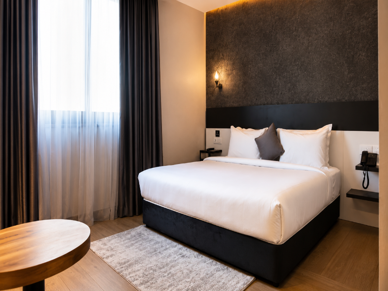 Shitaye Suite Hotel image