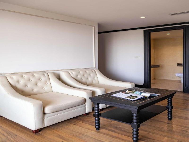 Aaron Vientiane Hotel image