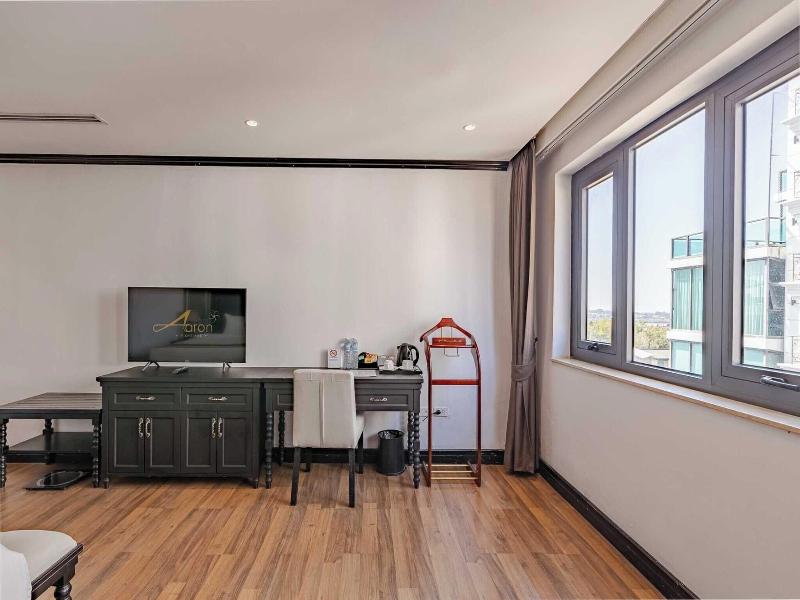 Aaron Vientiane Hotel image