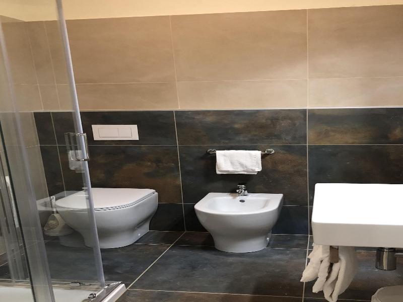 Hotel Suez image