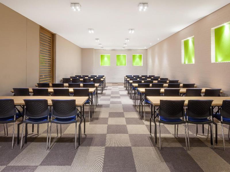 Hotel Bari Bucaramanga By Oxohotel