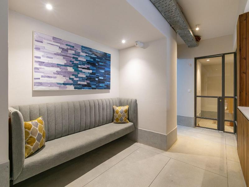 Kozi Suites Nairobi Airport image